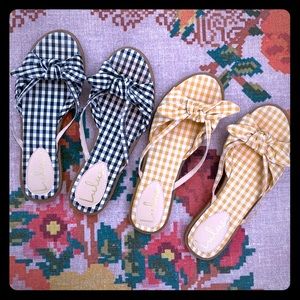 Lulu’s Retro Style Gingham Bow Slide Sandals